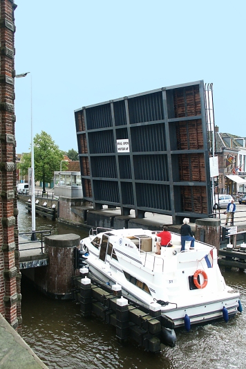 Klappbrücke