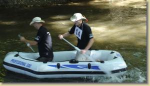 Wettkampf im Niedrigwasser der Ilm