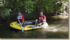 Wettkampf im Niedrigwasser der Ilm