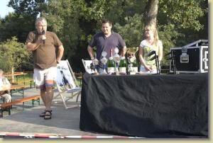 Wettkampf im Niedrigwasser der Ilm Wettkampf im Niedrigwasser der Ilm