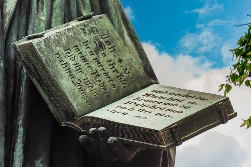 Lutherstammort Möhra mit Lutherdenkmal