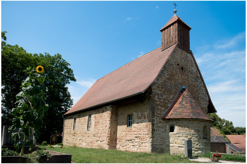 Dorfkirche in Hassel zwischen Naumburg und Zeitz