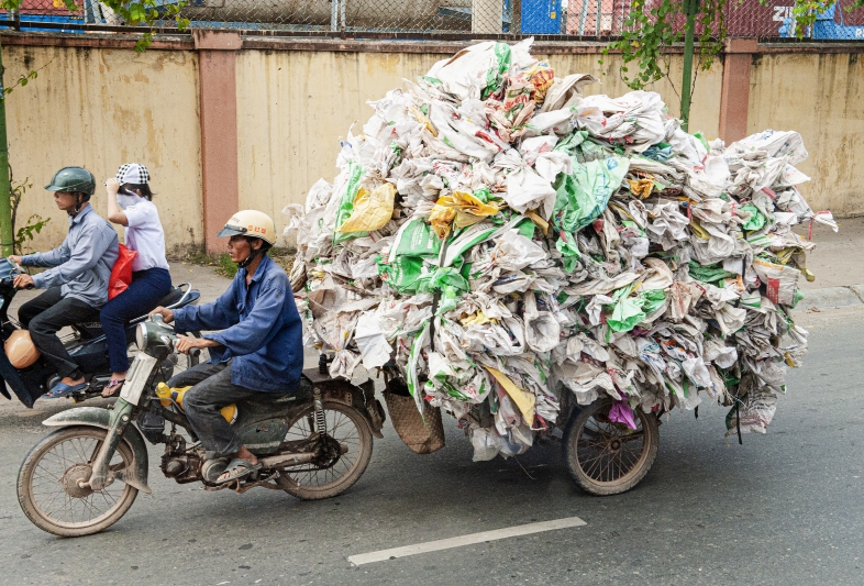 Altstoffsammler in Hoh Chi Minh Stadt, Vietnam