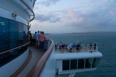 Panama Kanal - vollständiger Transit durch die neuen Schleusen