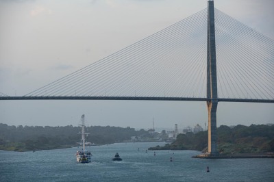 Panama Kanal - vollständiger Transit durch die neuen Schleusen