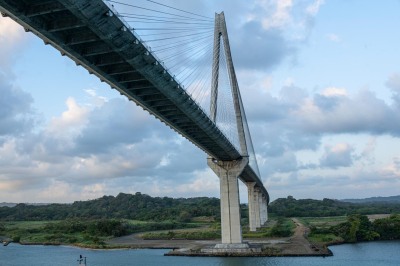 Panama Kanal - vollständiger Transit durch die neuen Schleusen