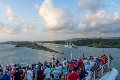 Panama Kanal - vollständiger Transit durch die neuen Schleusen