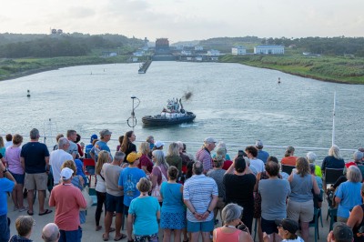 Panama Kanal - vollständiger Transit durch die neuen Schleusen