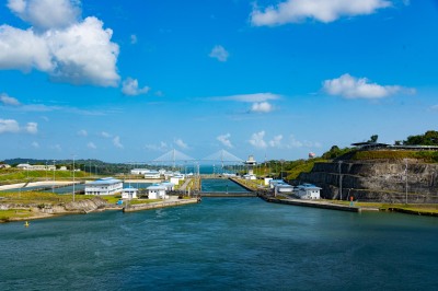 Panama Kanal - vollständiger Transit durch die neuen Schleusen