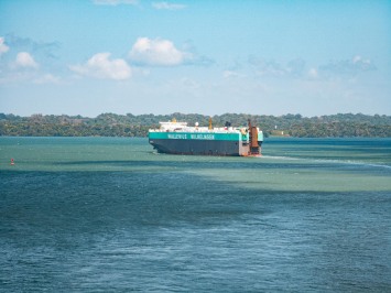 Panama Kanal - vollständiger Transit durch die neuen Schleusen