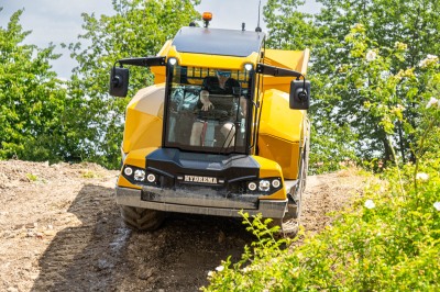Die Betriebe des Gewerbegebietes haben zum Tag der offenen Tür eingeladen Die Betriebe des Gewerbegebietes haben zum Tag der offenen Tür eingeladen