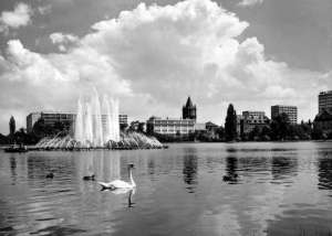 Deutschland-Merseburg-Gotthardteich-Wasserturm-A271-B