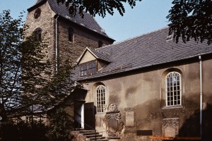Altenburger Kirche St. Viti - Turm und Schiff - von der Südseite (1981)