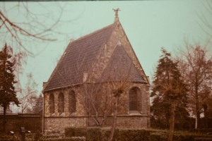 Altenburger Kirche St. Viti - Friedhofskapelle - von der Südseite (1981)