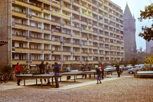 Gotthardstraße-Südseite Spielplatz Tischtennisplatz (1980)