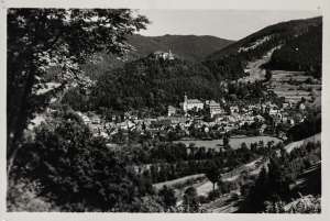Deutschland-Leutenberg-in-Thueringen-Stadt-mit-Schloss-Friedensburg-1958-D029-B