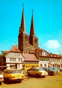 Blick vom Mathildenbrunnen zur Nikolaikirche